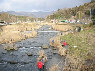 渓流釣り